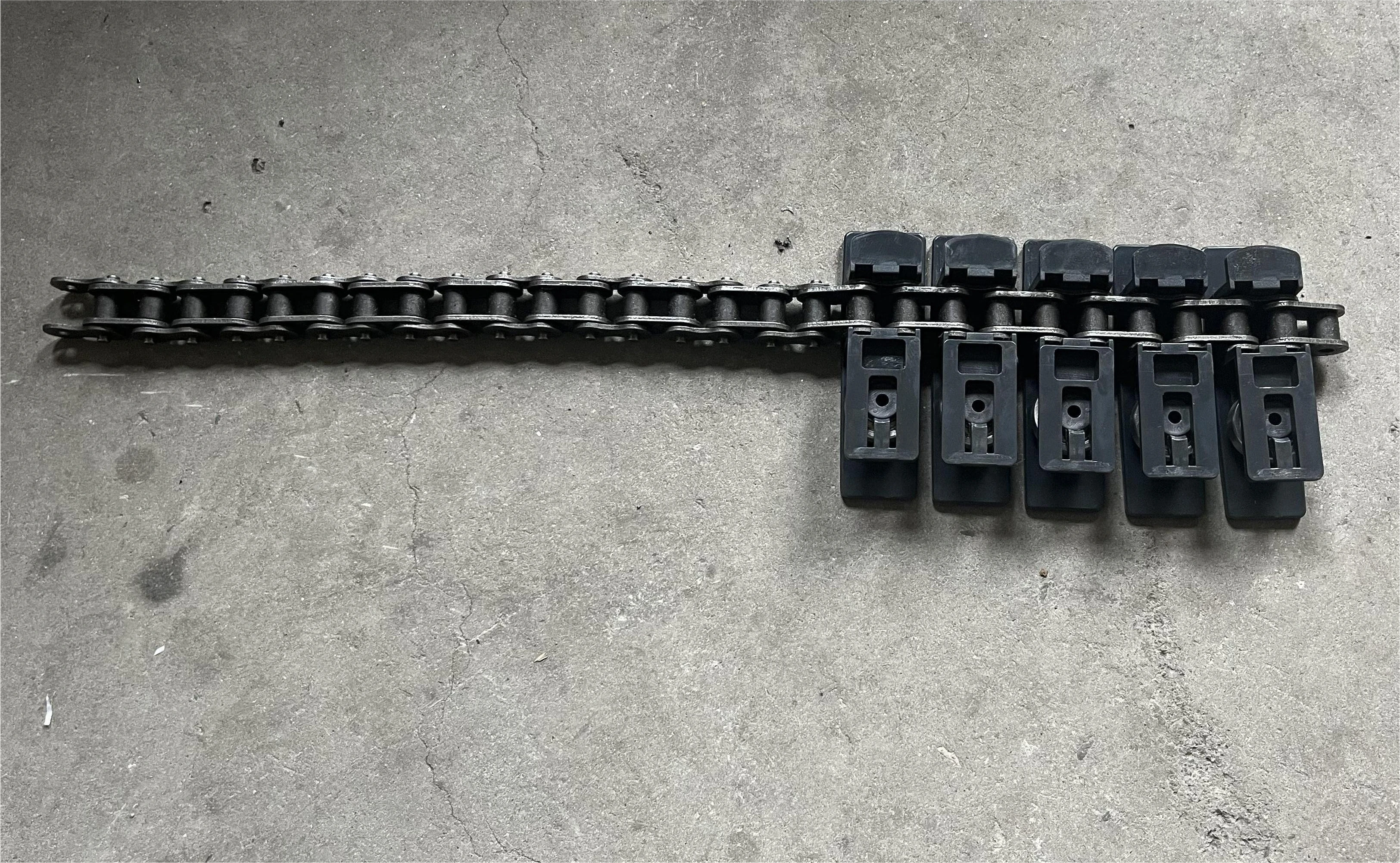 high quality material handling equipment of screw conveyor system with aluminum middle column and 115mm chain width