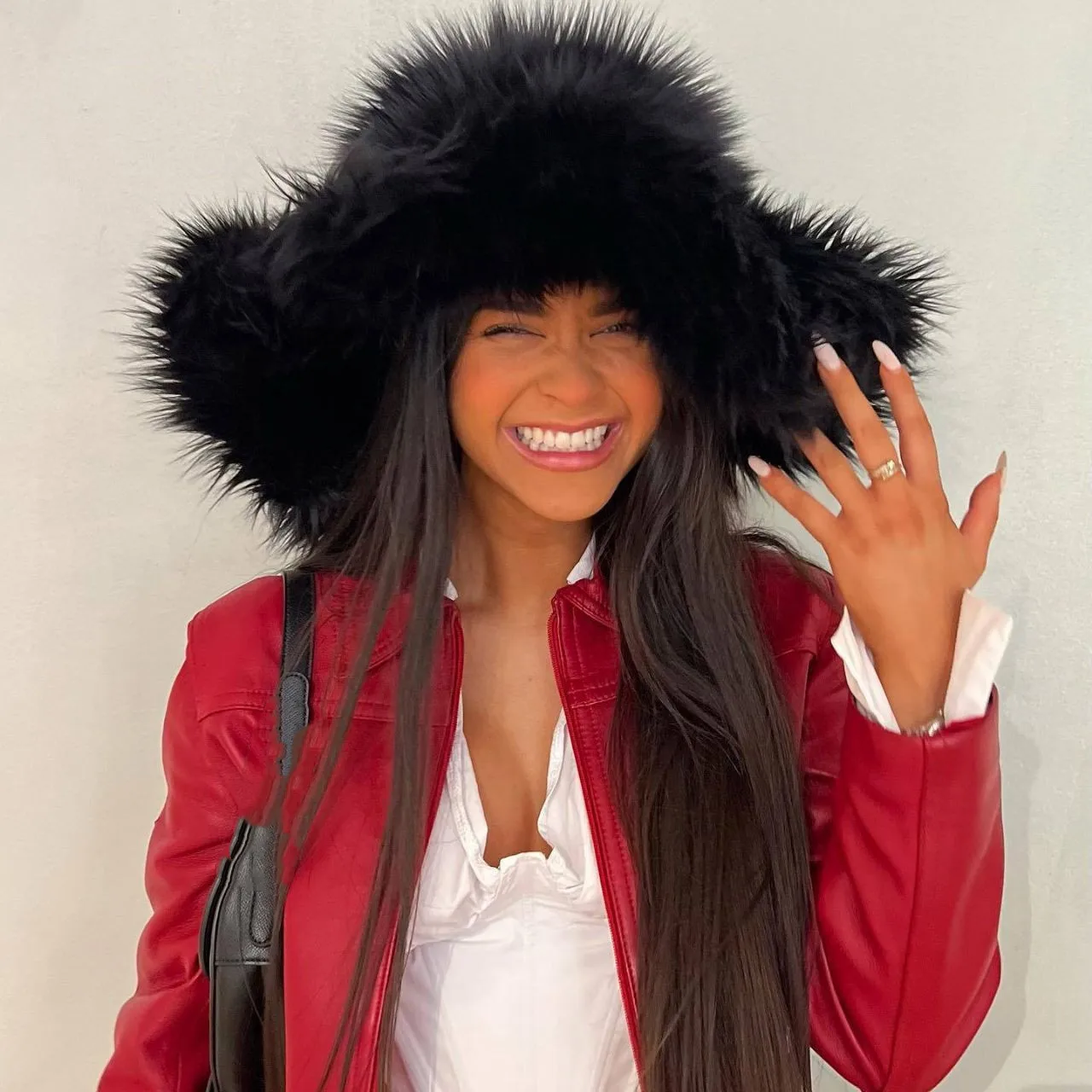 Autumn Winter Fashion Women Warm Rainbow Faux Fur Female Ladies Casual Party Bucket hat Music Festival Thickened Hat