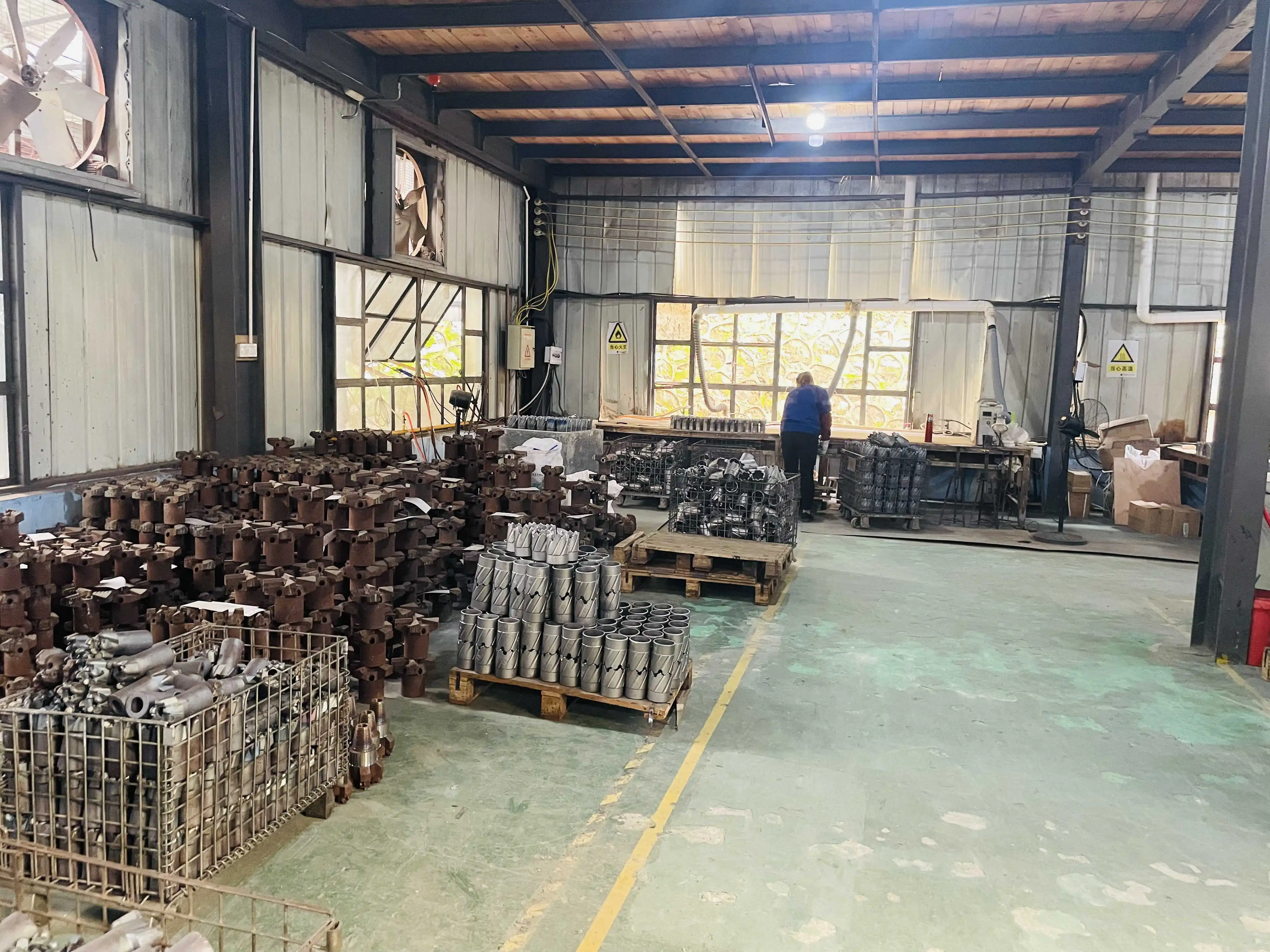 200# Six-Wing Reinforced Concave Coreless Drill Bit for Geothermic hole