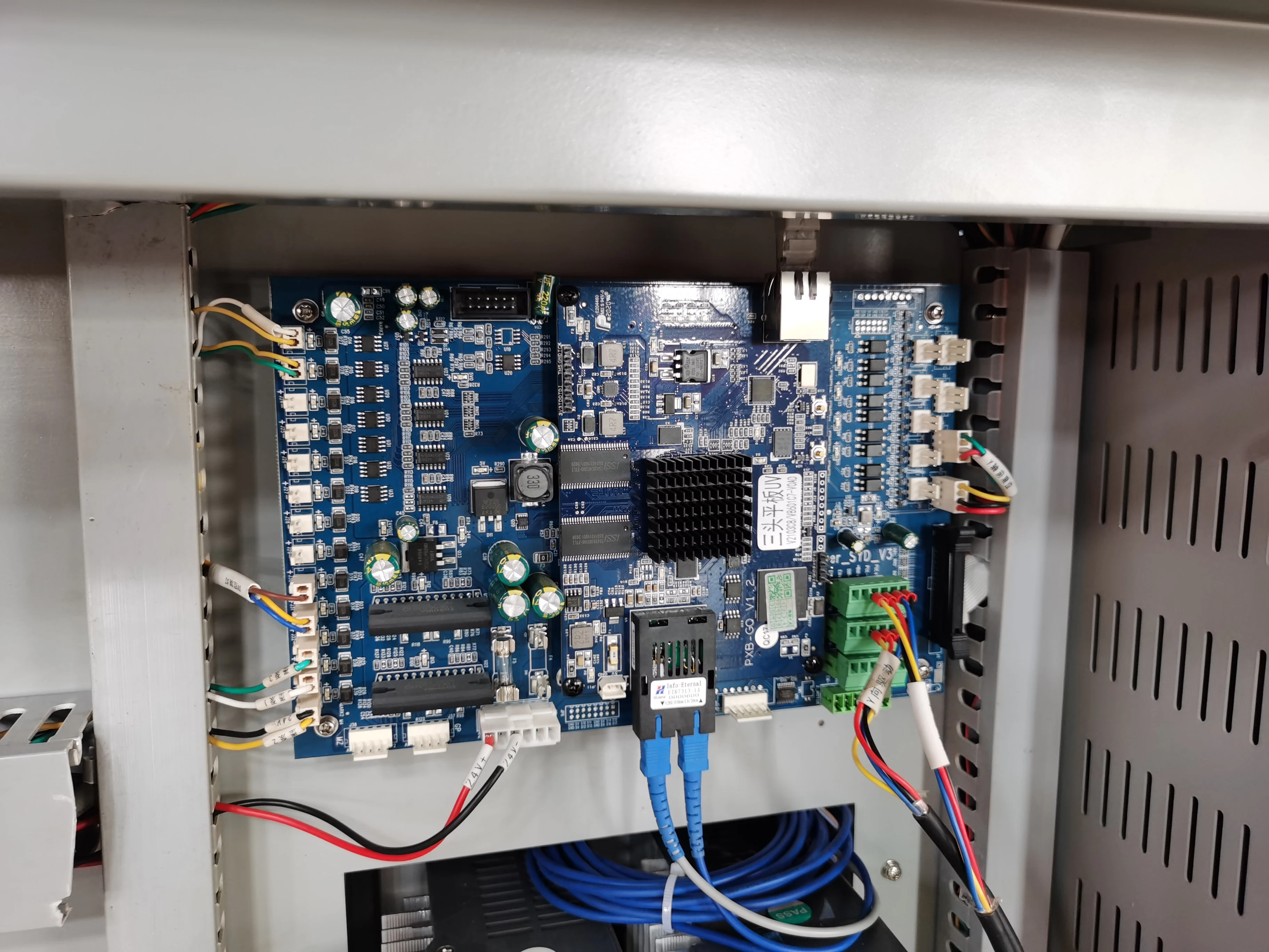 1313 UV printer digital inkjet flatbed printer three heads i3200 3D emboss Varnish printing for debond panel metal glass acrylic