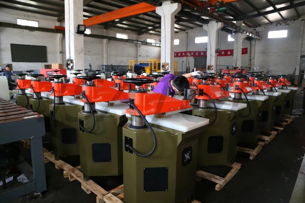 Manual clicker press machine