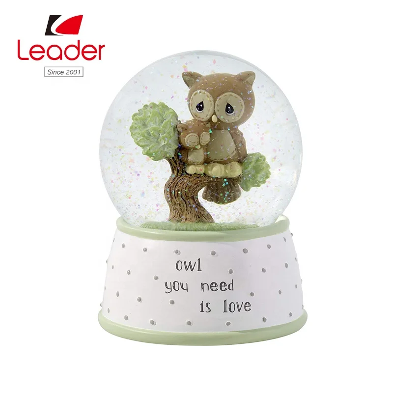 Promotional Gifts Polyresin Custom Snowglobe Glass Snowball Animal Snow Globe