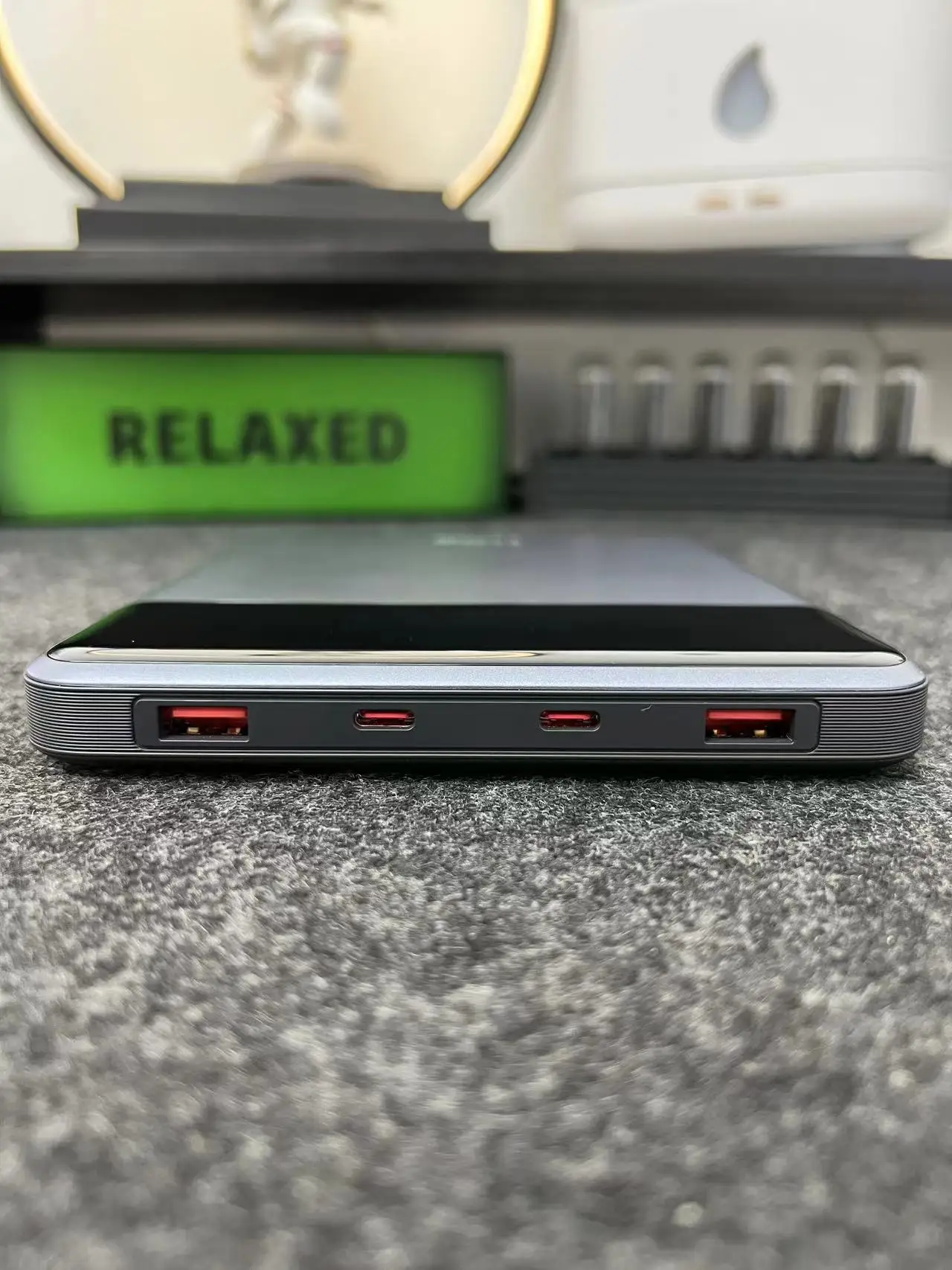 100W Blade USB C Portable Laptop Charger power bank  Super Fast Charging 20000mAh Slim Battery Pack for Laptop