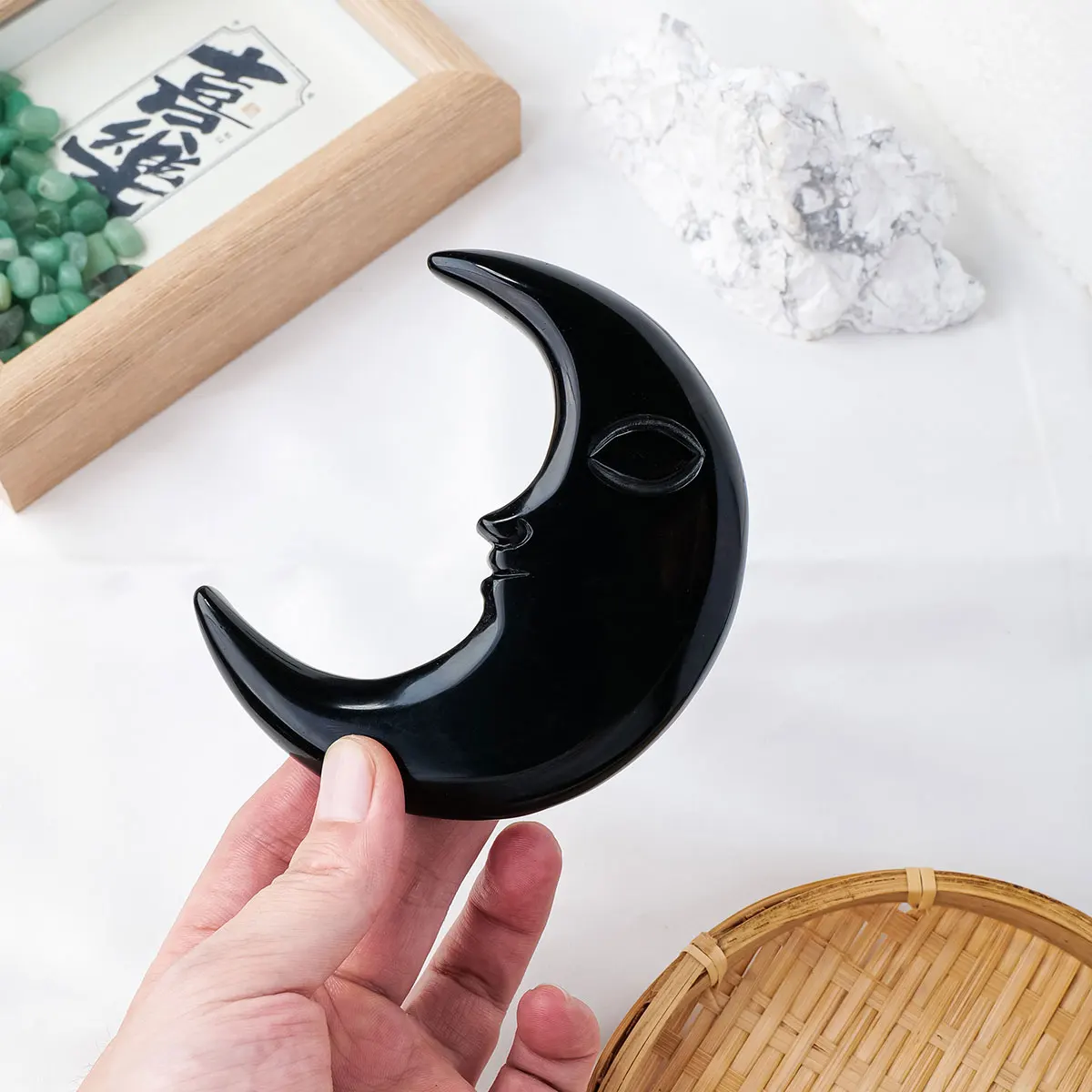 Wholesale new product Healing Quartz Natural carvings Moon face ornament crafts