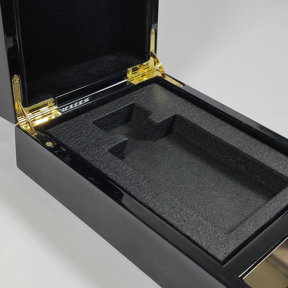 Lacquer Rectangular Precious Luxury Packing Dubai Custom Arabic Packaging Flip Mdf Black Wooden Perfume Box