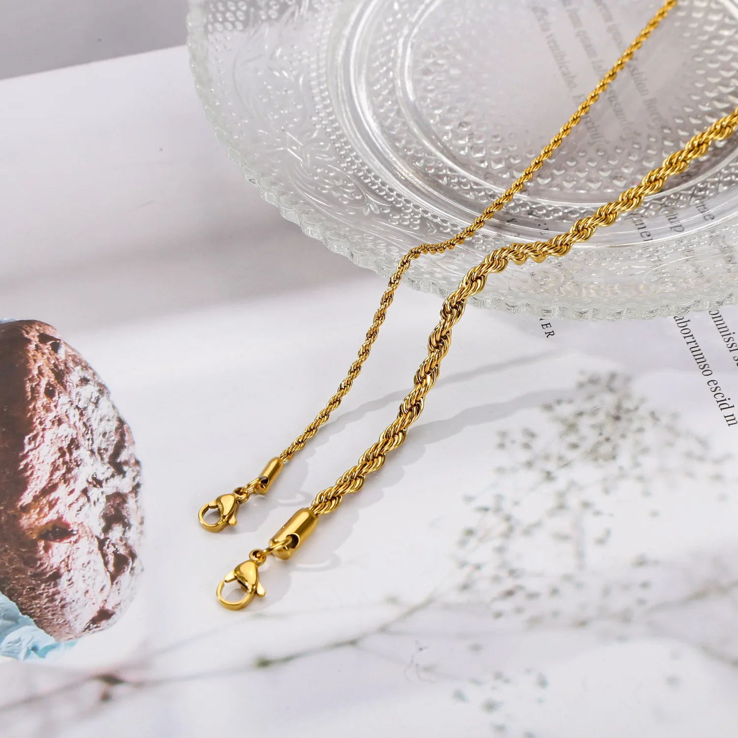 Hongtong Stainless Steel Twistede Rope High Quality 18K Gold Plated Hot Sale Fashion Jewelry Chain Necklaces for Women Gift