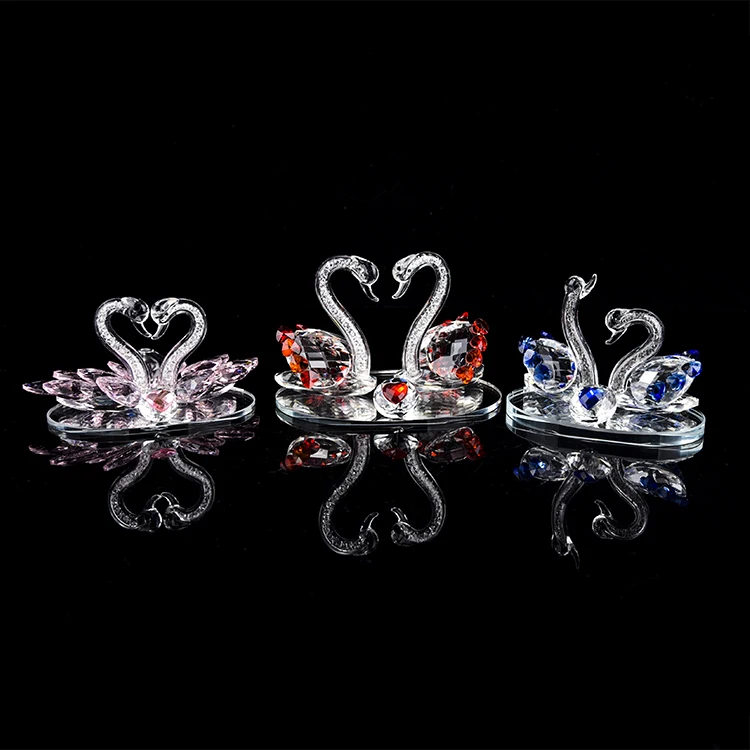 Fashionable Glass Crystal Swan Couple Figurines Custom Crystal Swan For Wedding Souvenirs