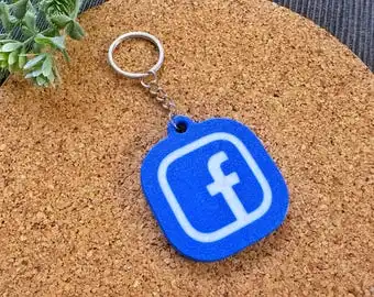 Рекламные пользовательские брелки для ключей NFC Instagram Logo Keychain 3D печатная тег сканирования социальных сетей создателей контента и