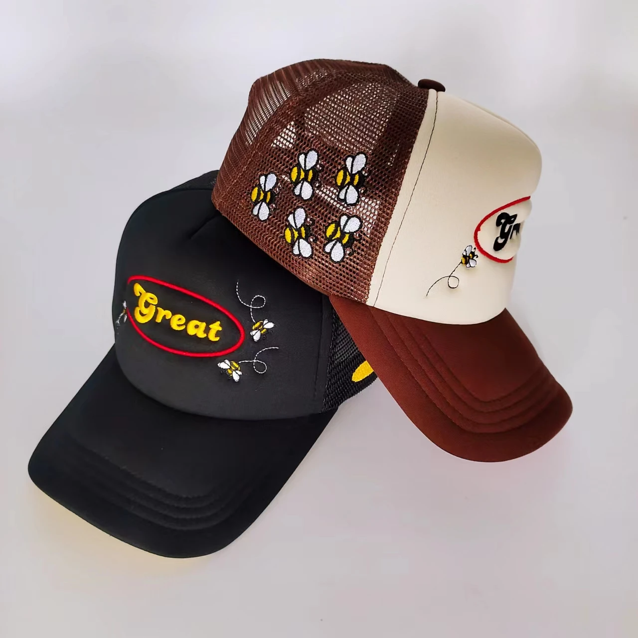 5-Panel Black Bee Baseball Caps Cute Bee Cool Dad Hats Custom Embroidered Logo Mesh Trucker Hat Caps