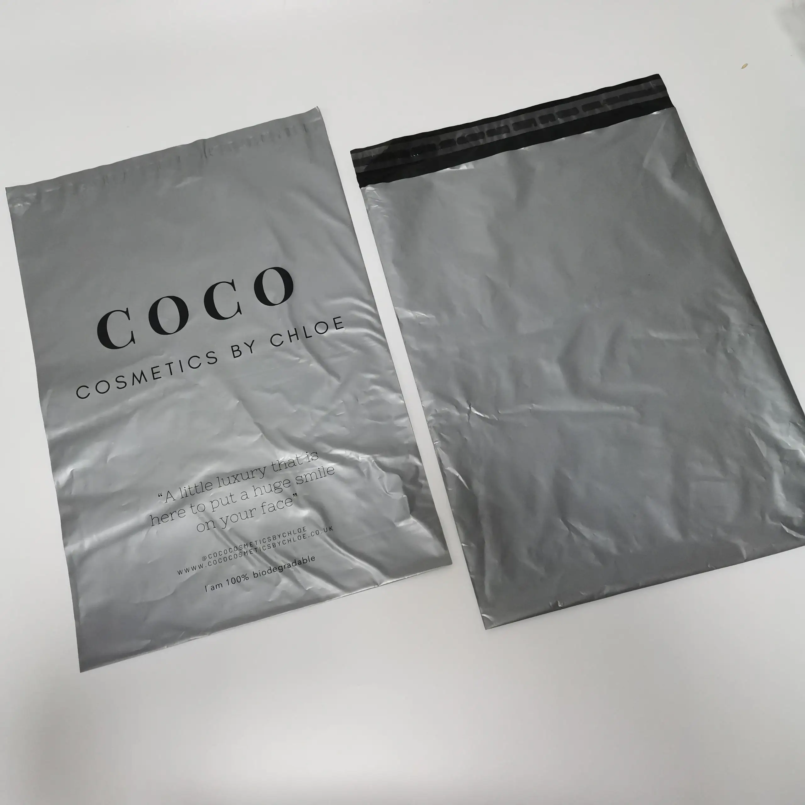 ECO Friendly Luxury  Grey/silver Poly Mailer Custom Own logo Poly Mailer Bag  /custom logo Shipping Bag