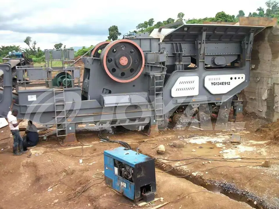 Manufacturers Direct Selling Industrial Jaw Crusher Machine Mobile Construction Machinery Crusher Jaw Bucket