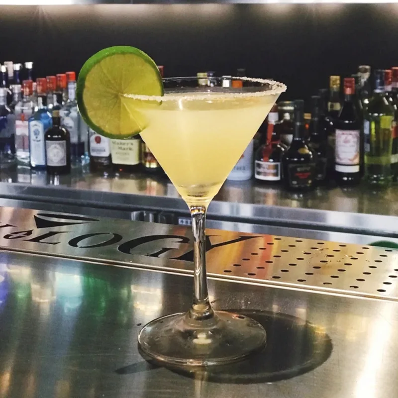 Unique Crystal Stemmed Glassware Set Tall Martini Margarita Mixing Colored large cocktail glasses