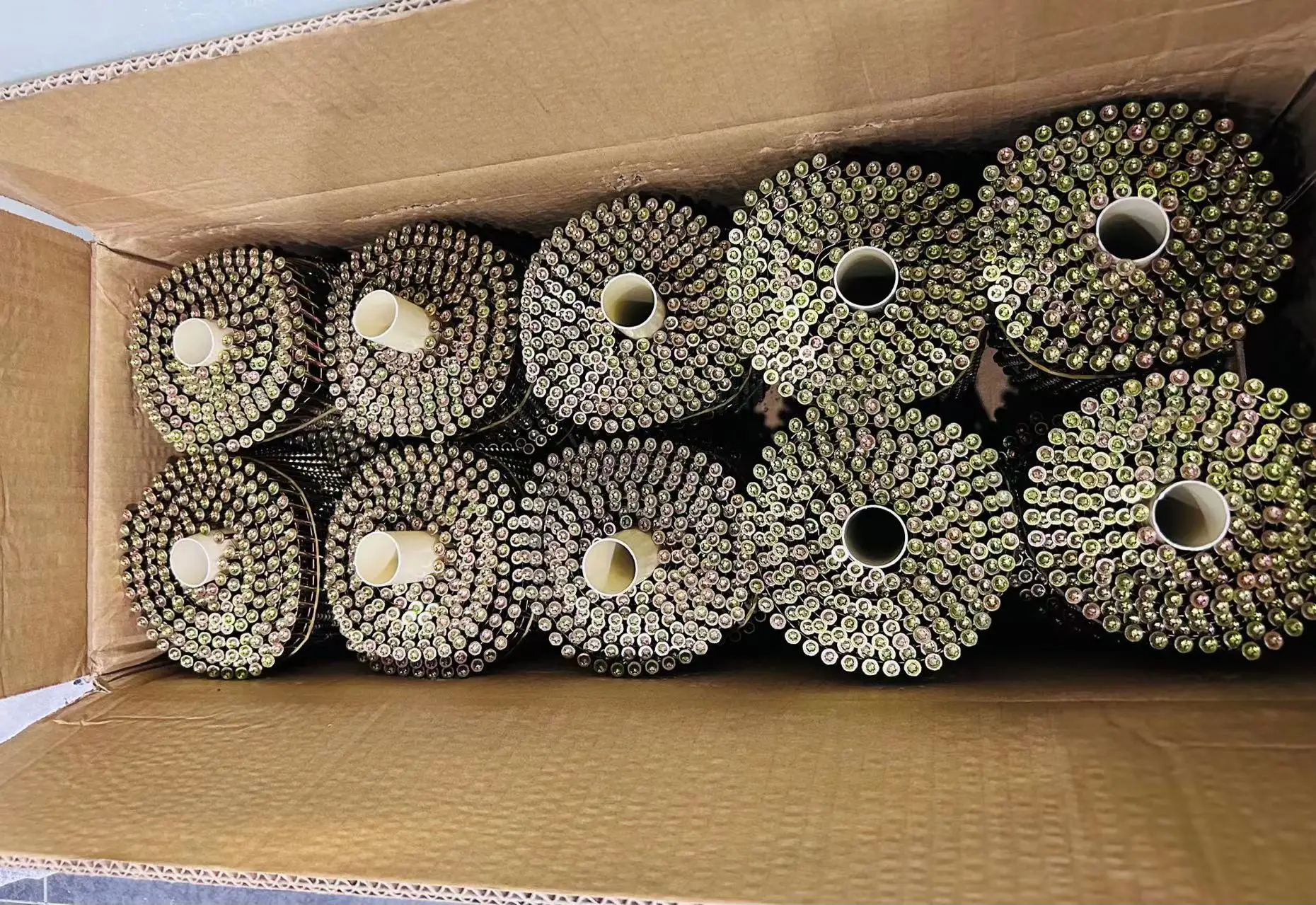 Thread Shank Screw Nails  Manufactured for Framing Furniture and Woodworking