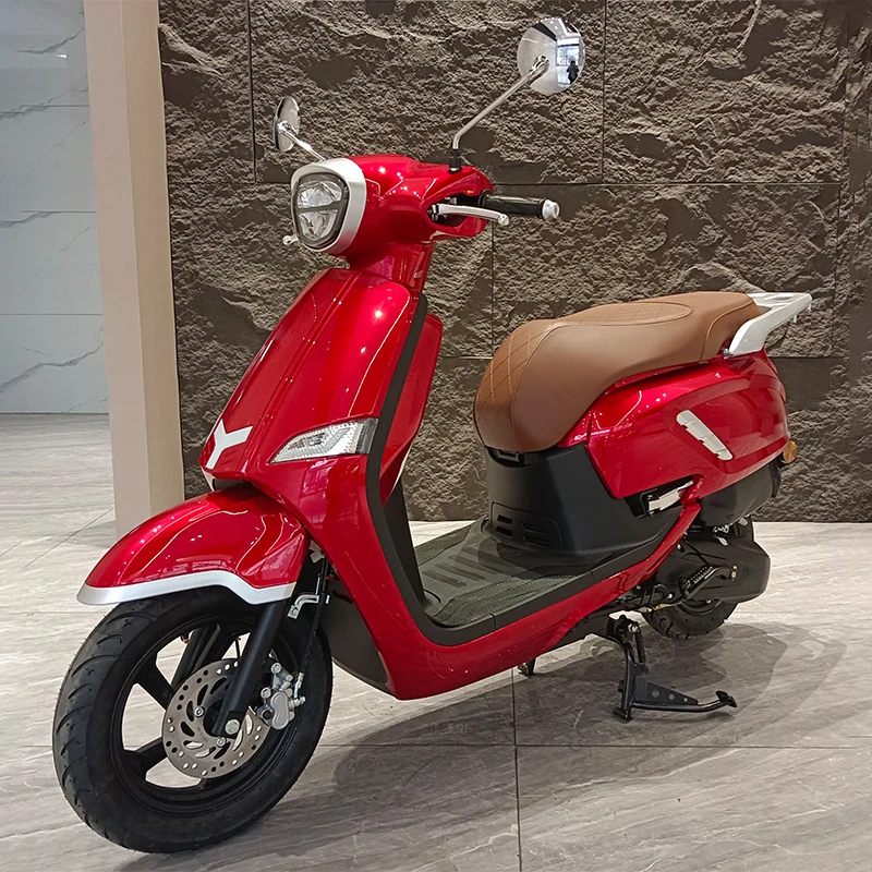 Новый модный дизайн мотоцикла EEC EPA Сертификация 125CC бензиновый скутер с воздушным охлаждением двигателя Максимальная скорость 85 км/ч в продаже