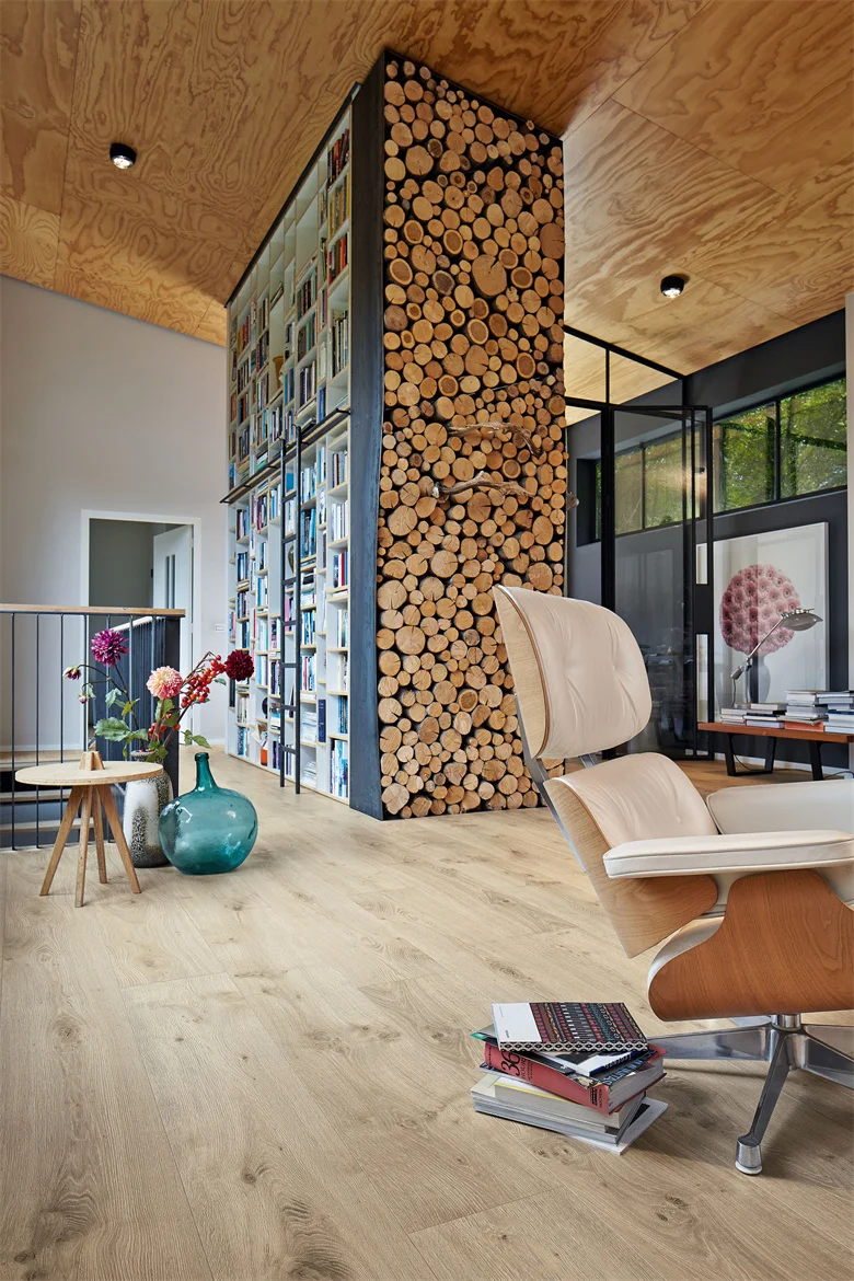 Excellent Offer Scratch-Resistant Laminate Flooring Meister Design Laminate LL 250 Suitable For Many Commercial Areas