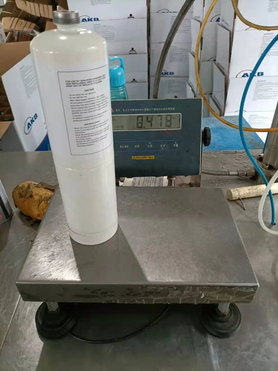 Низкая цена 1 кг чистоты 99.9% r134a хладагент газ для candela лазеры CGA600 газовый