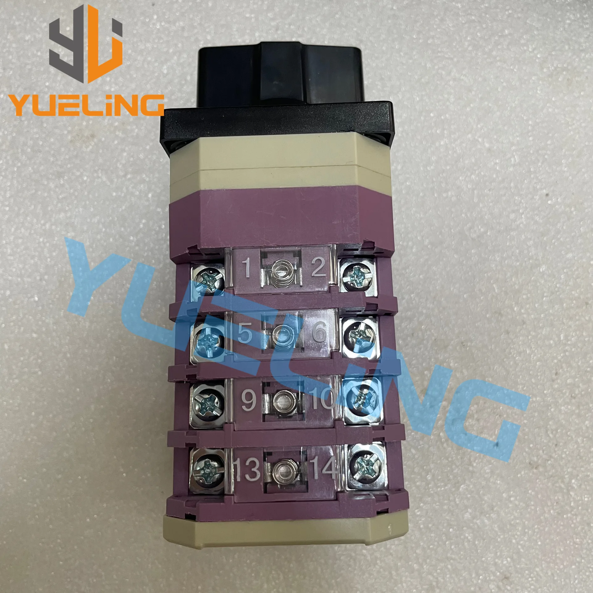 LW912-16H/4.6197.4PS32 Universal change-over switch