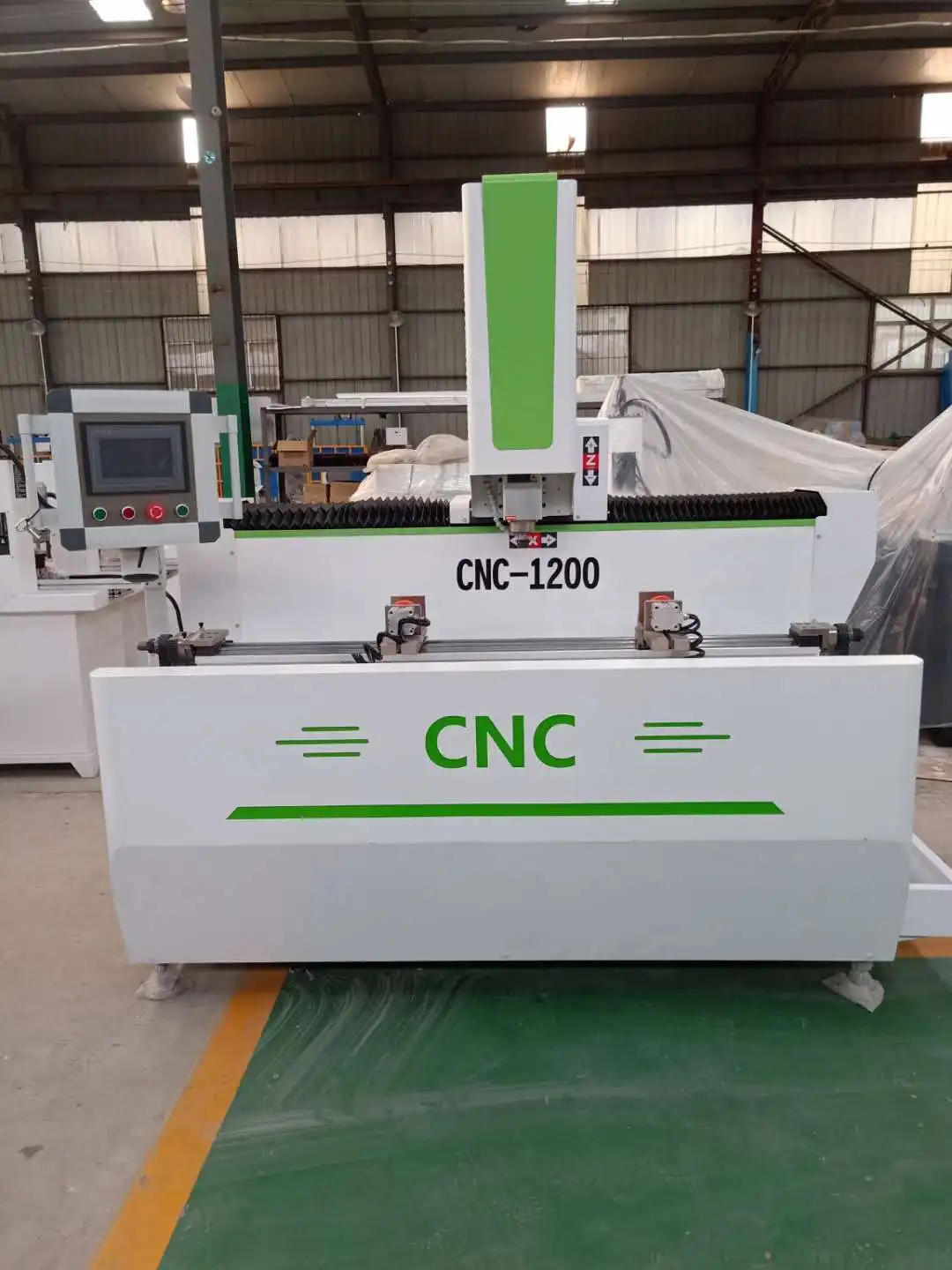 Заводской алюминиевый профиль CNC фрезерный и сверлильный станок для алюминиевых окон