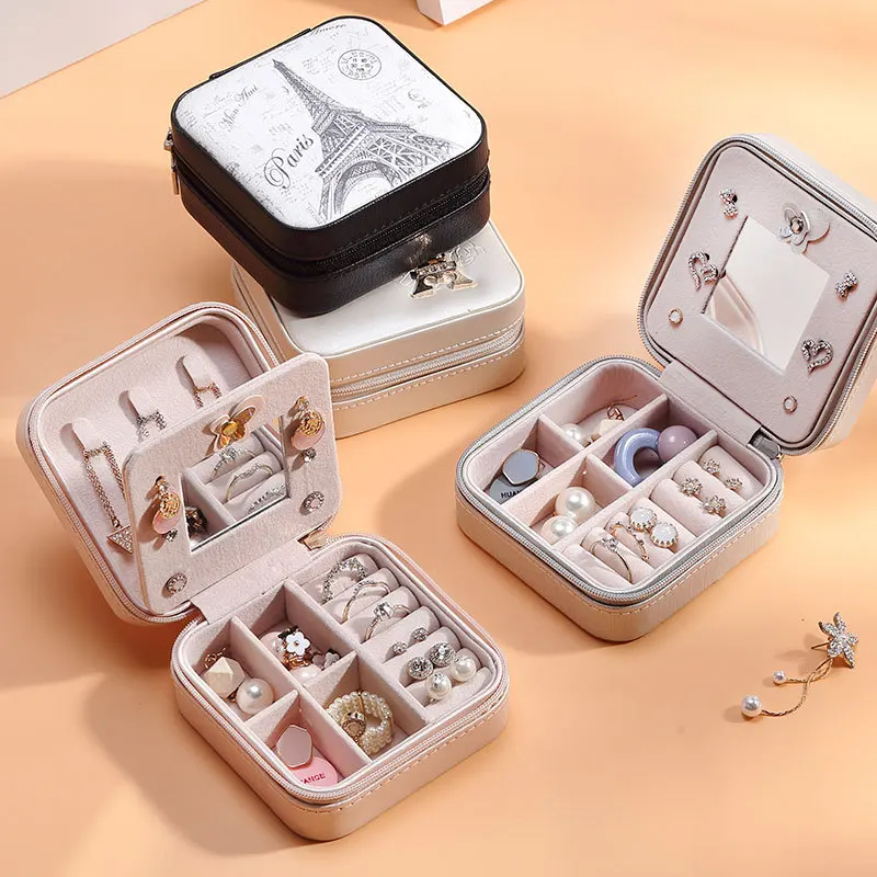 Оптовая продажа, Женская шкатулка для ювелирных изделий из искусственной кожи на заказ, маленькая шкатулка для колец, сережек, ожерелий, с логотипом, дорожный портативный органайзер для ювелирных изделий
