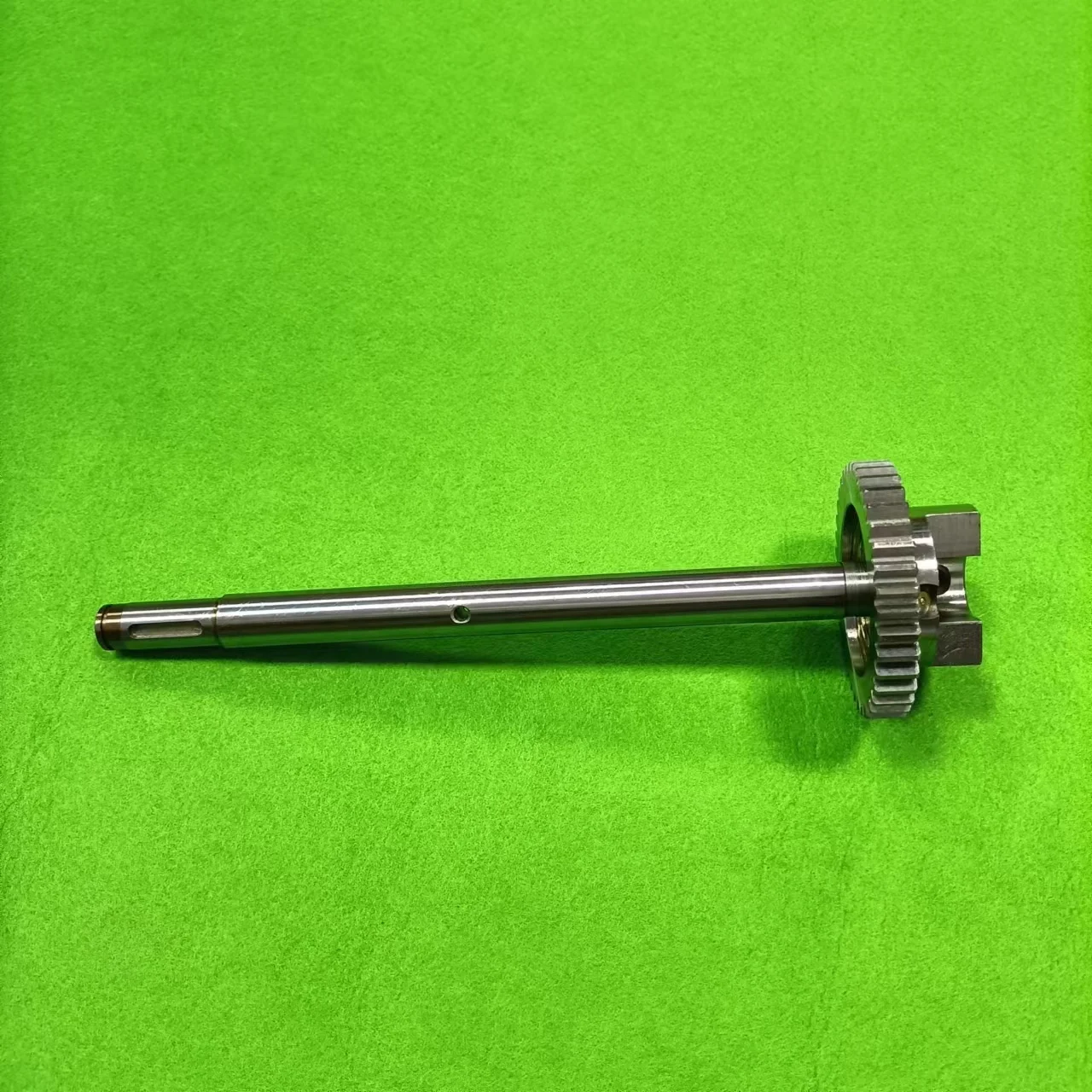 1 Piece Gear Shaft for Heidelberg MO Printing Machine 38 Teeth