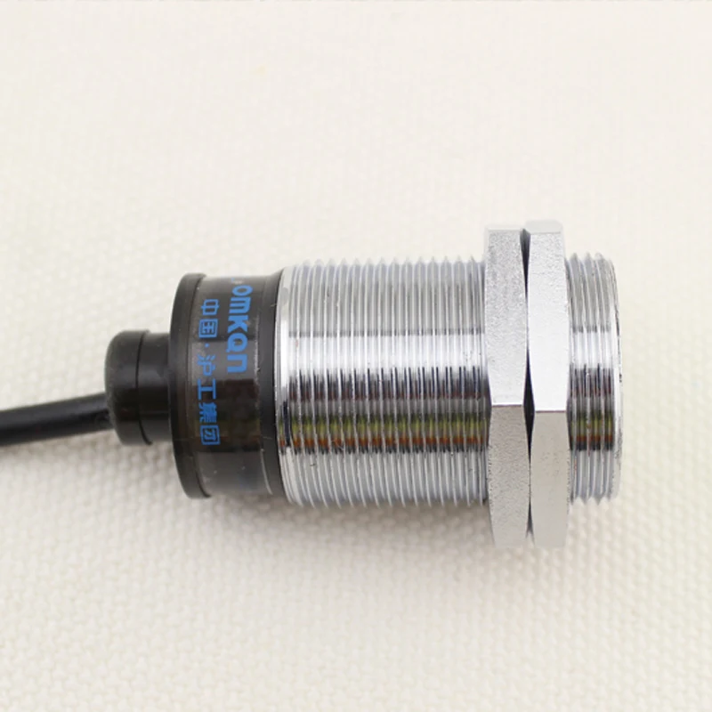 E2EH-X3 X7 X10C1C2C3B1B2B3 inductive proximity sensor M12 M18 M30 3mm 7mm 10mm 2/3/4-Wires PNP NPN IP67 proximity switch