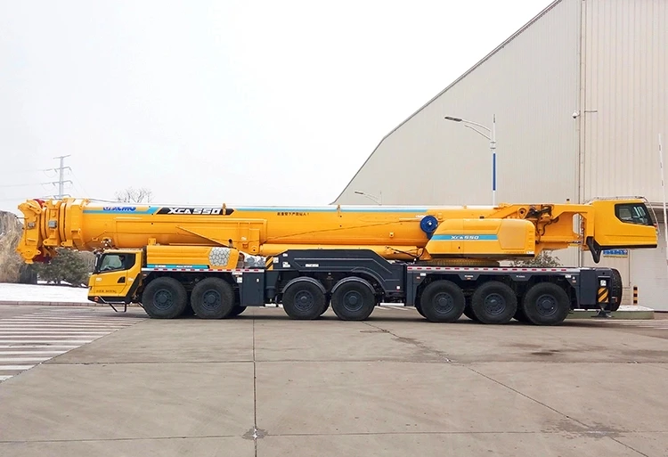 XCMG Official Heavy Truck Crane XCA550 550 Ton All Terrain Crane For Sale
