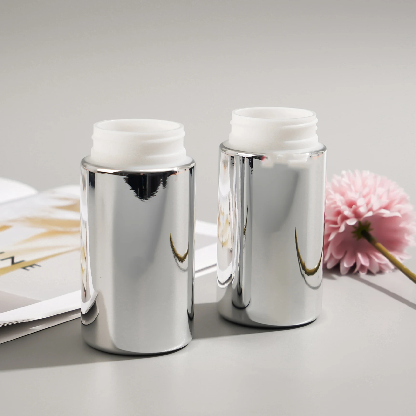 Costom 30ml 50ml 100ml silver chormed plastic pill bottle capsule bottle with aluminum lid