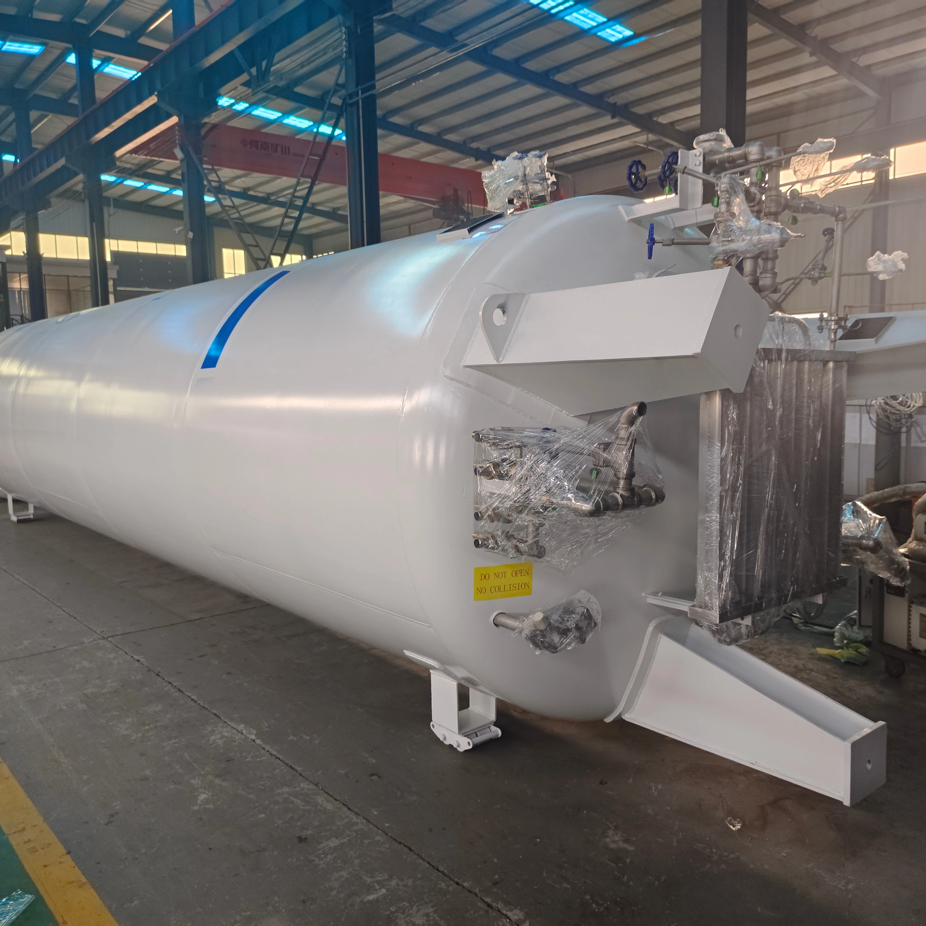 Низкотемпературный резервуар для жидкого азота двухслойный криогенный сжиженных азотных газов