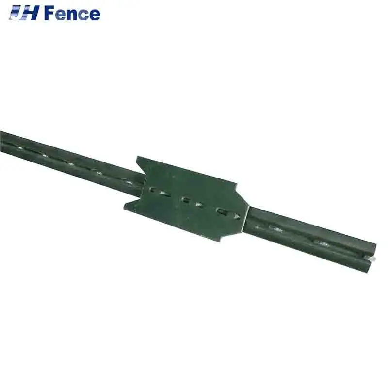 Wholesale Green Metal USA Farm Studded Steel T Fence Posts 7 FT 1.25 Lb. Studded T-Post