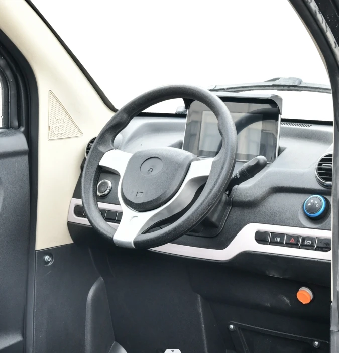 The long range 5000w 60km/h mini portable car with fridge 72V 230ah car refrigerator freezer for last mile delivery