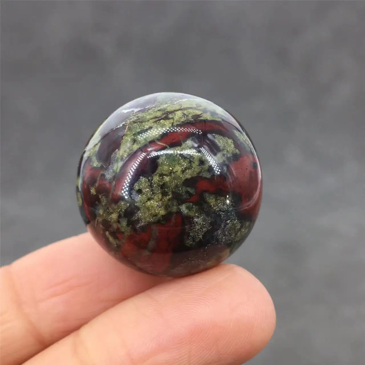 Natural High Quality Quartz Spheres Dragon Blood Stone Healing Crystal Magic Ball Sphere for home decor