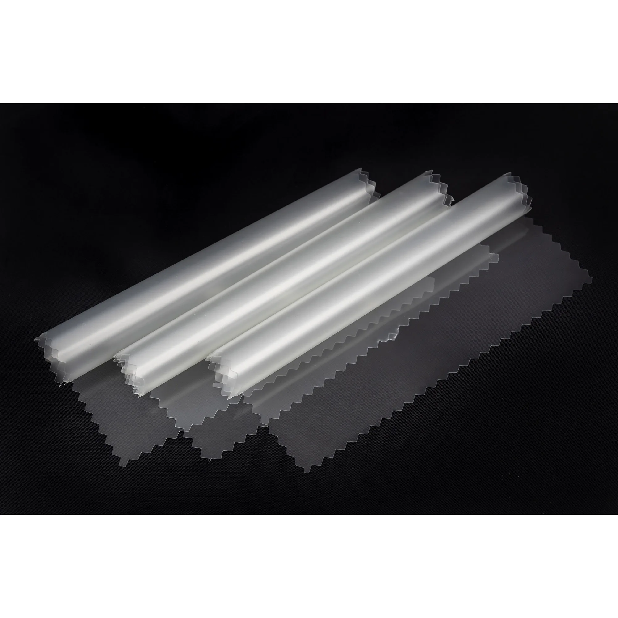 Высокоэластичная прозрачная клейкая пленка из термопластичного полиуретана медицинского