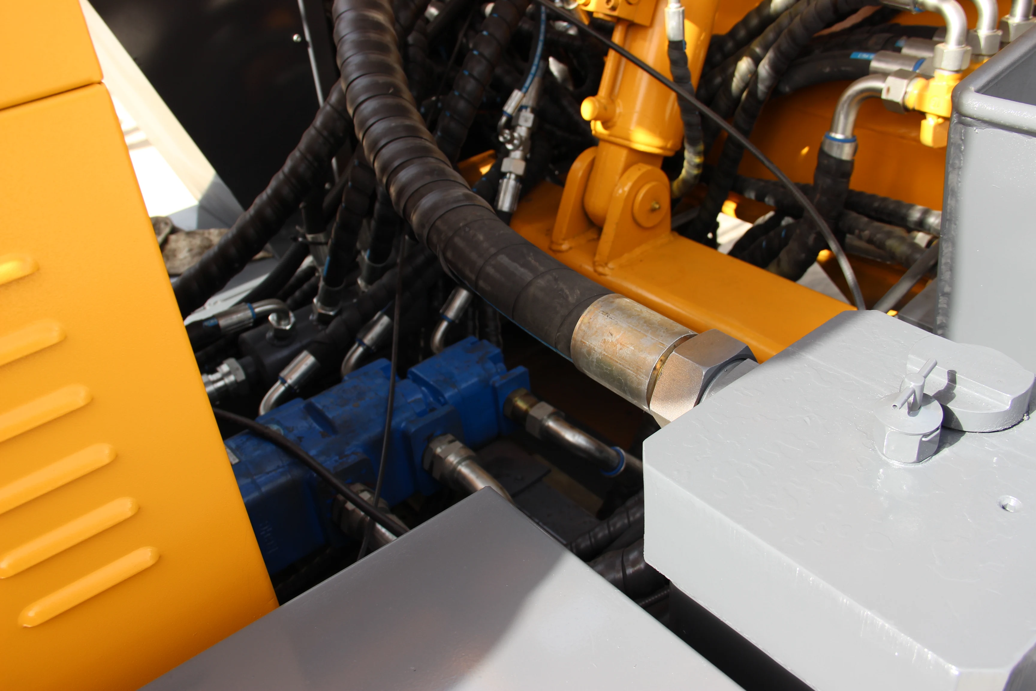 Full hydraulic water well drilling rig FY300 Chinese factory quality is guaranteed