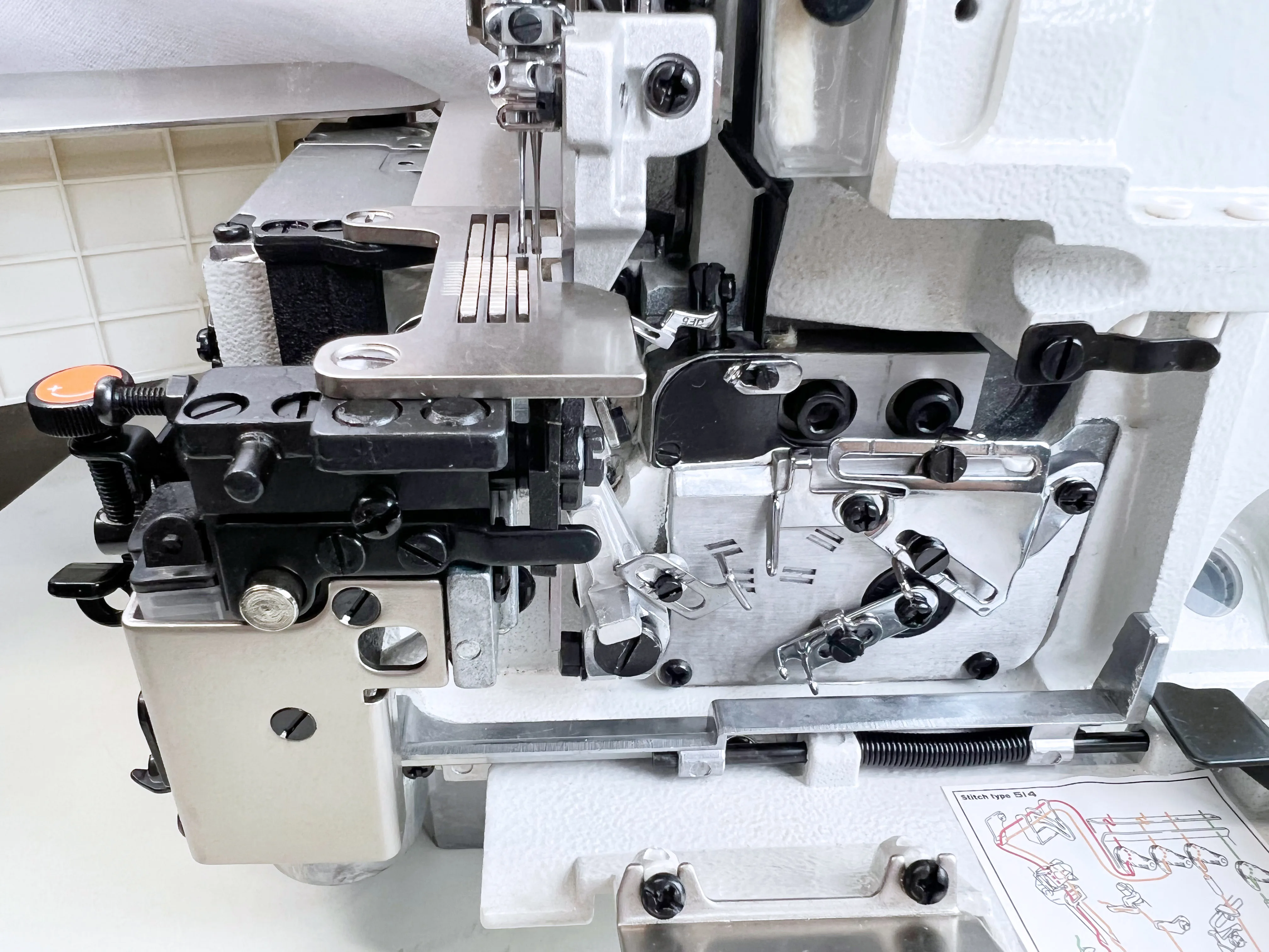 JTV5-4Z Zhejiang Taizhou Juita 220v Industrial Direct Drive Auto Overlock Sewing Machine