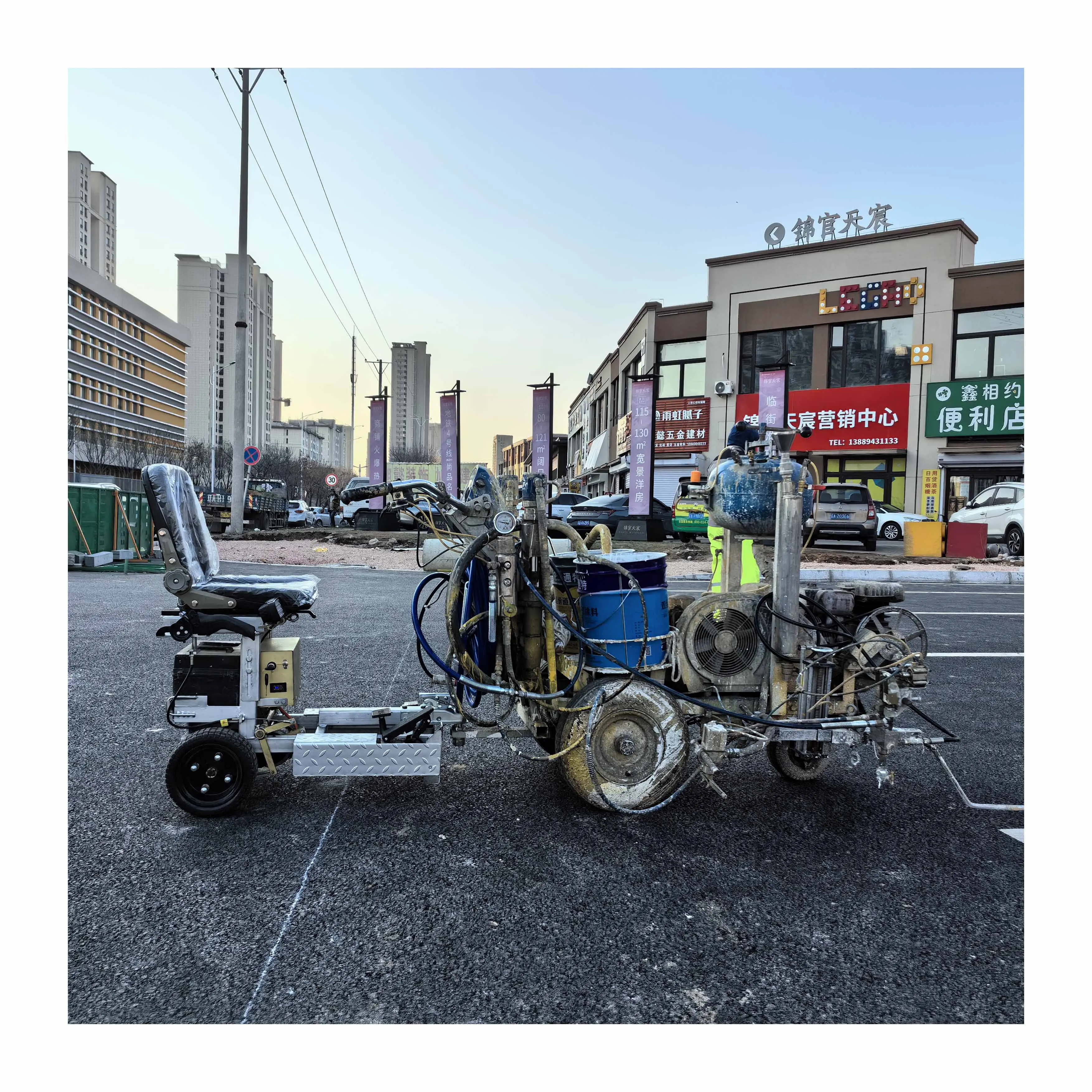 Graco pump Highway pavement airless linestriper cold paint road striping machine for traffic sign