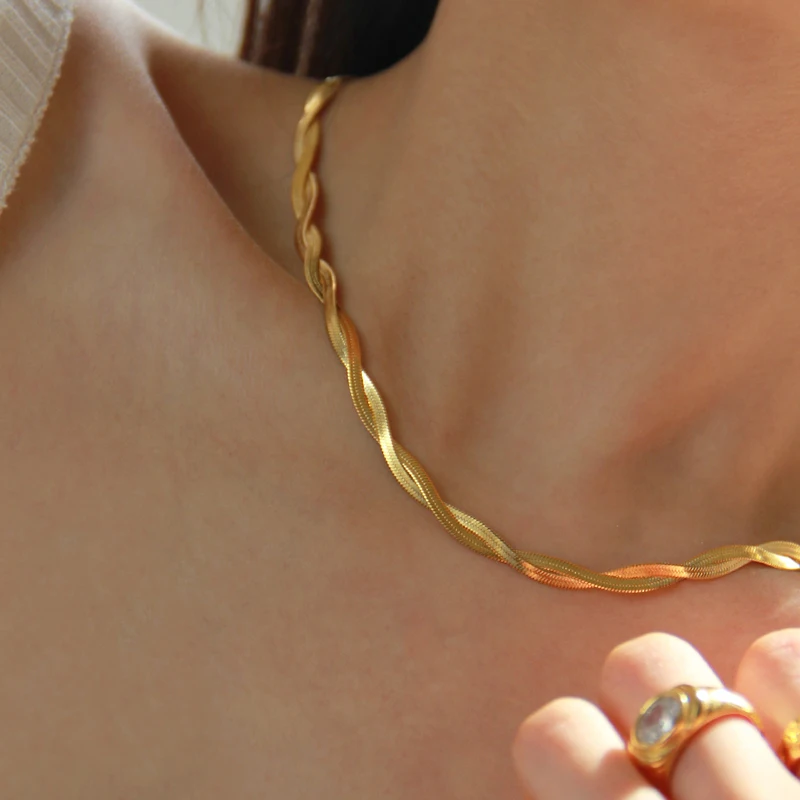 Women 18k Gold Plated Stainless Steel Choker Necklace Flat Snake Herringbone Twist Chain Double Layer Cross Necklace Jewelry