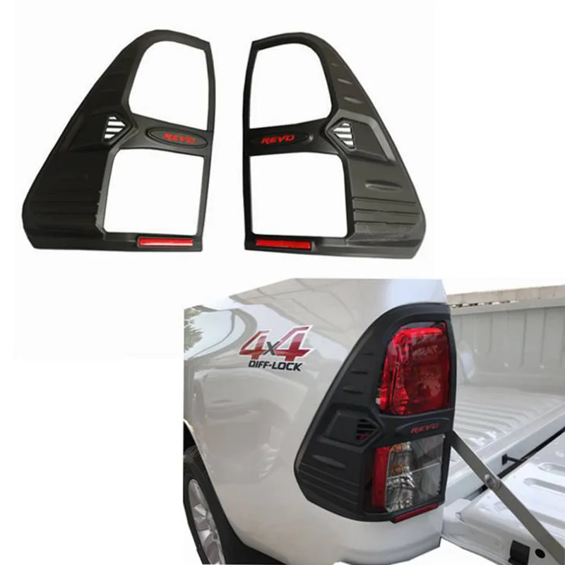 Крышка заднего фонаря для пикапа Hilux
