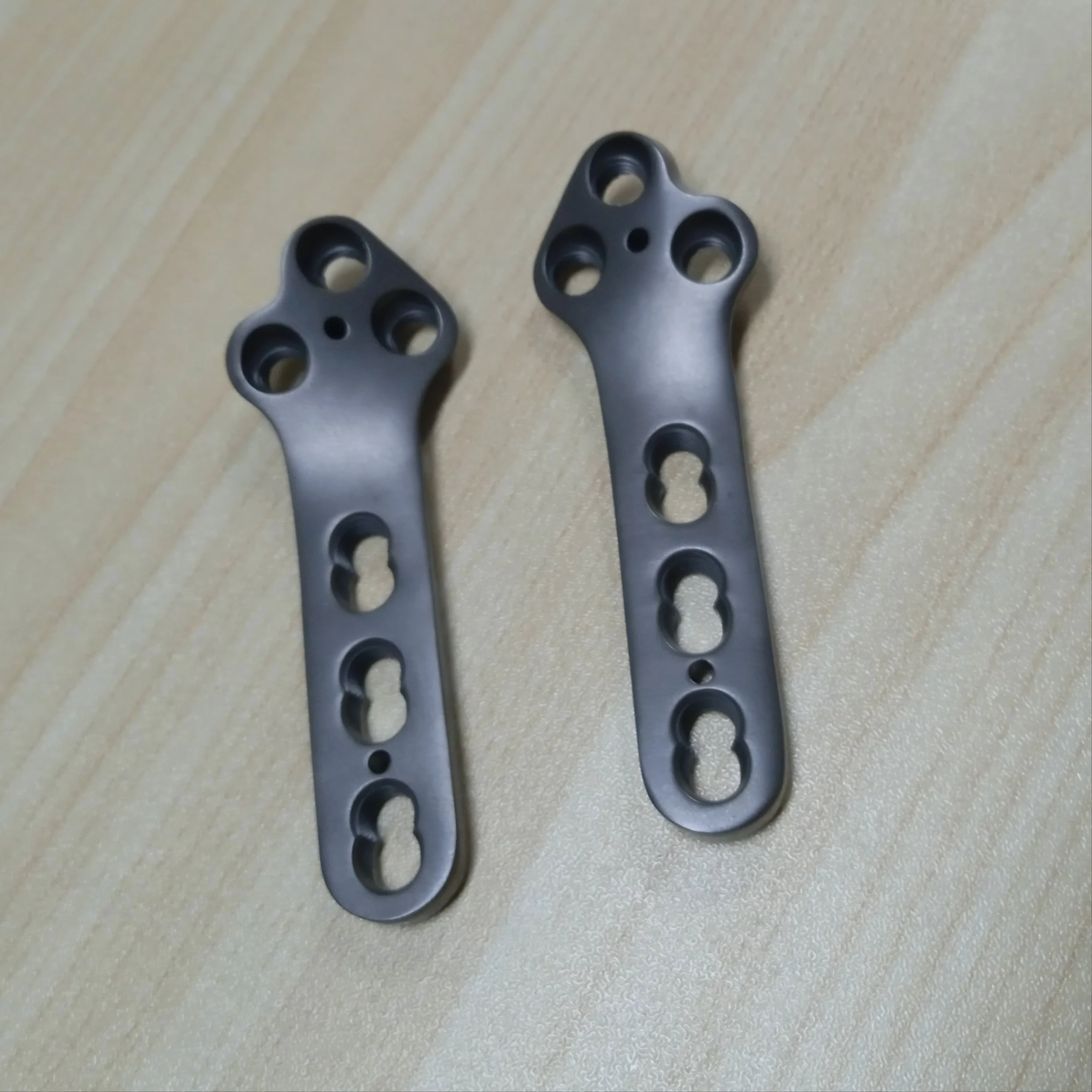 Veterinary Orthopedic Implants TPLO system 2.0/2.4/2.7/3.5mm Cortical Self-Tapping Titanium Alloy Screw