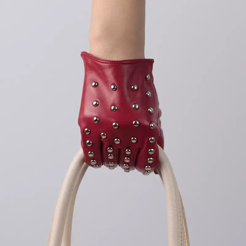 Custom Fashion Women Studded Rivets Genuine Leather Touch-Screen Gloves