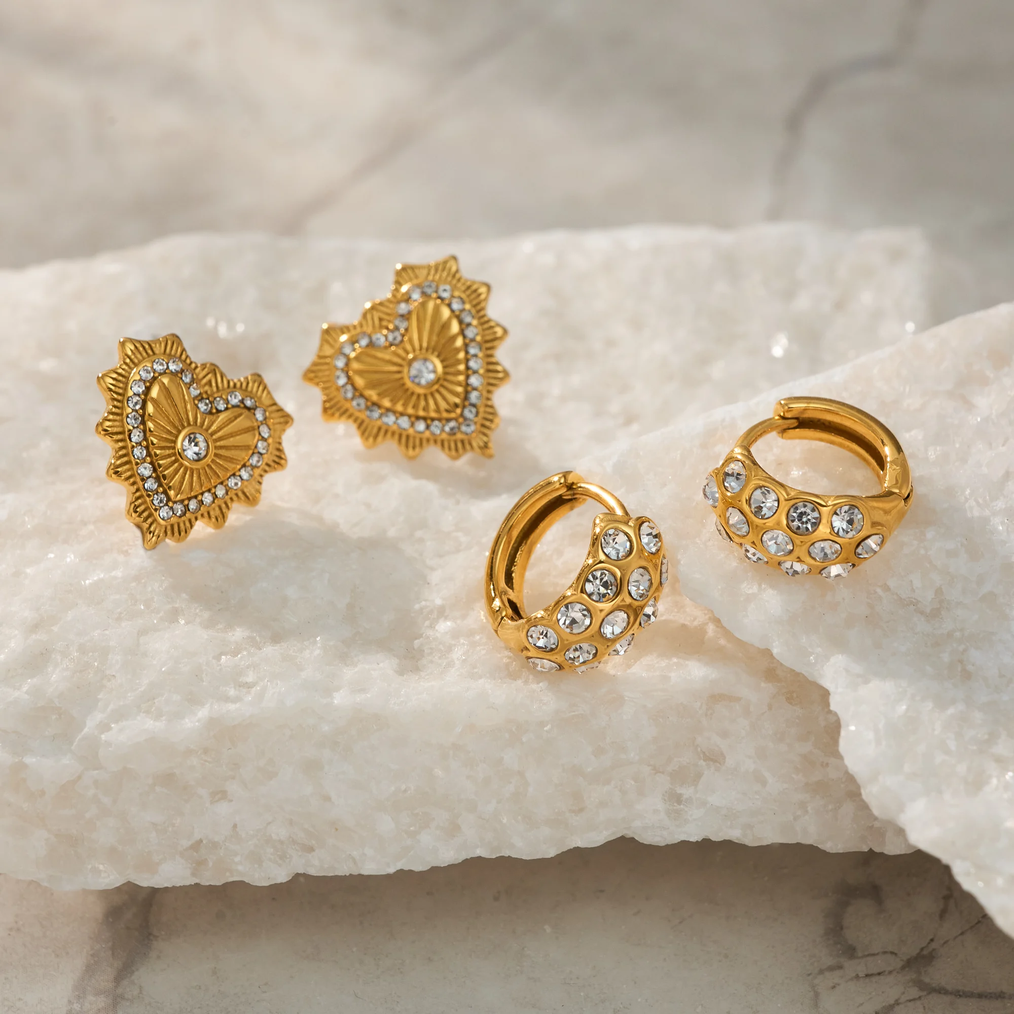 Dazan NEW Winter INS 18k Gold Plated Hypoallergenic Stainless Steel Cute Vintage Love Heart Embossed Earrings For Party Gift