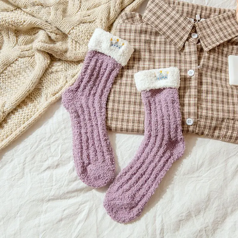 Factory Direct Micro Fleece Crown Embroidery Colorful Patterned Fuzzy Fluffy Winter Socks Soft Warm Lady Winter Socks