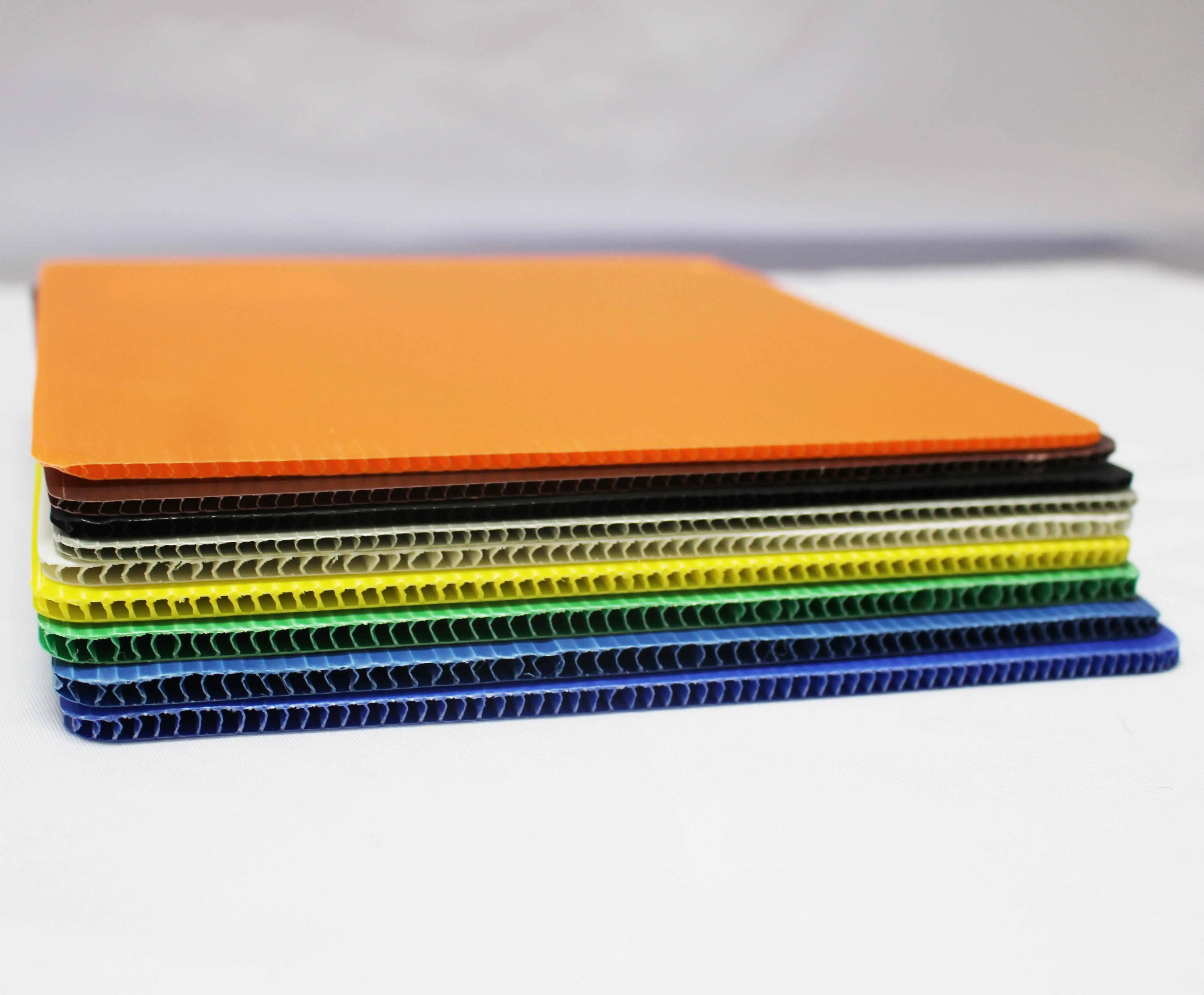 Factory supply 4mm PP corrugated sheet corrugated yard signs coroplast sheet hollow board
