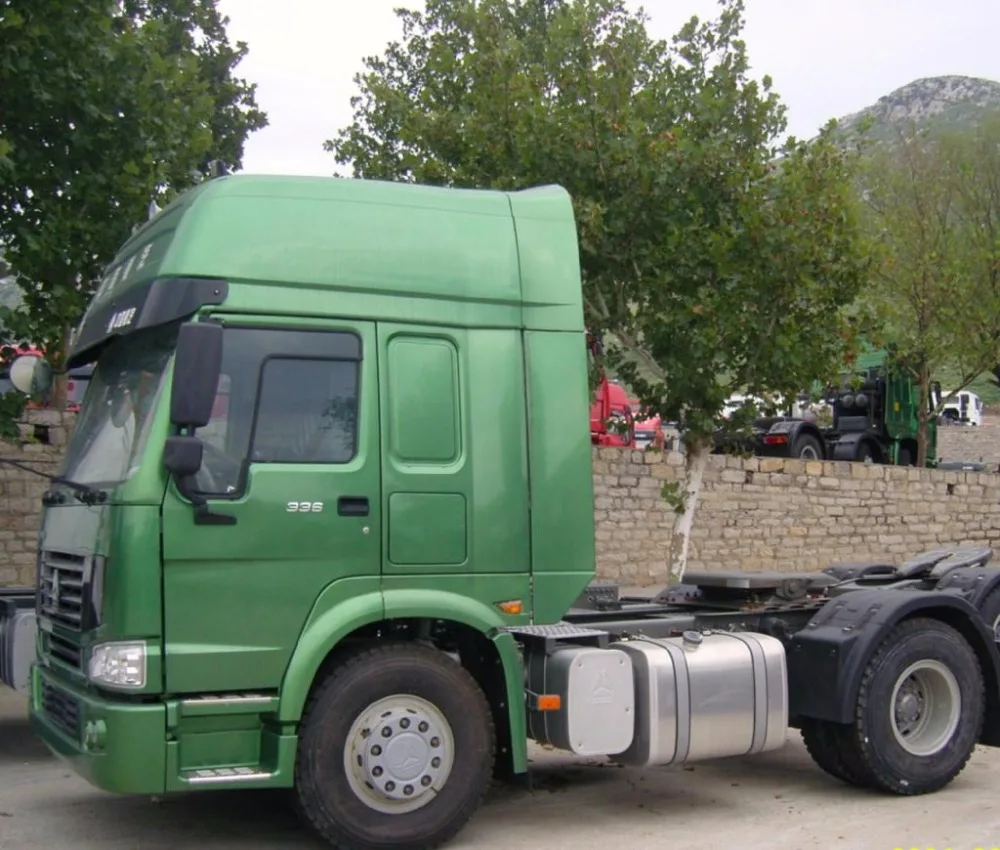 Sinotruk Howo 6X6 Tractor Trailer Head Truck With 380Hp Tractor Tow Trailer Cargo Camion Tracteur