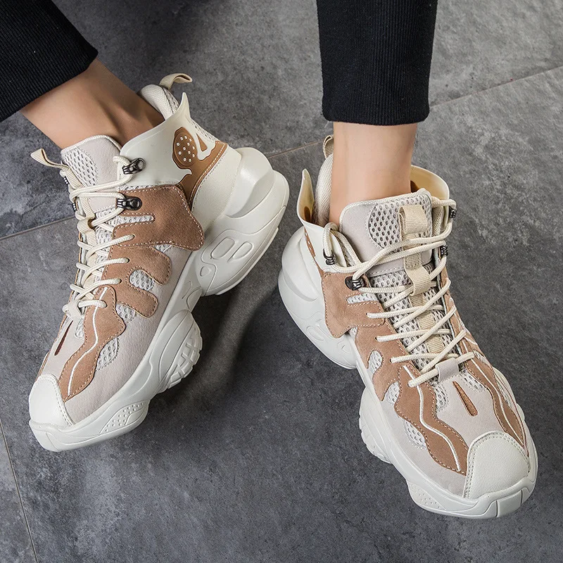 2021 New Breathable Leather Sneakers Men Running Shoes Lightweight Outdoor Walking Sport Shoes Soft Sole Men