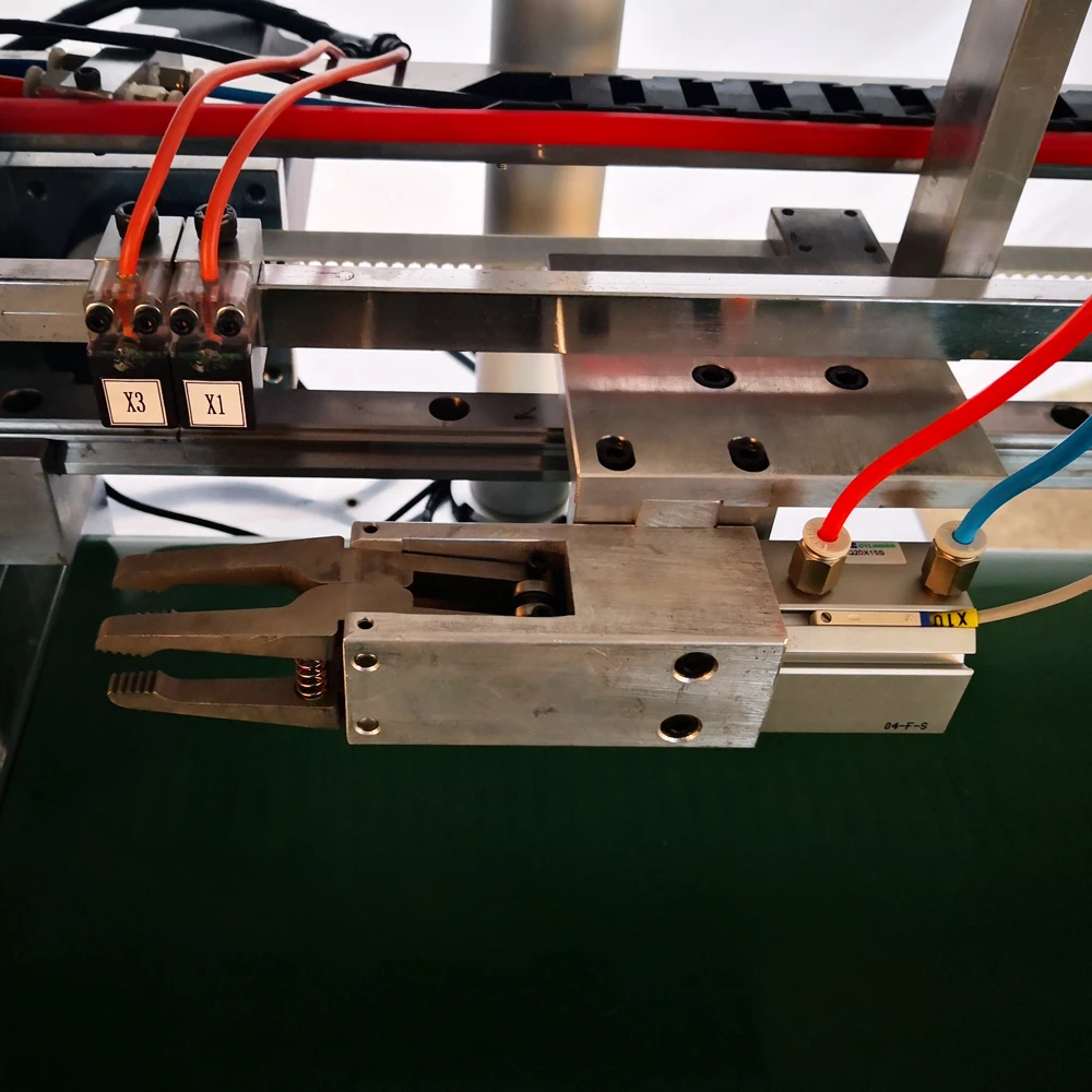 Plastic Zipper Cutting Machine Auto Ultrasonic Open End Plastic Zipper Cutting Machine Wirh Robot Arm