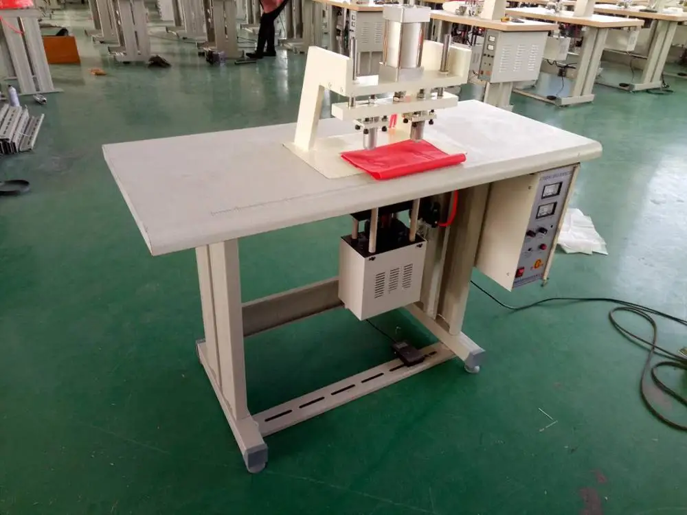 Ultrasonic Spot Welding Machine