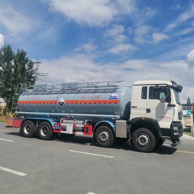 HOWO 8x4 17 6 куб. М