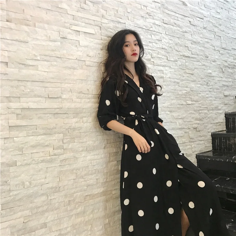 Black wave point chiffon dress female spring and summer new waist was thin temperament V-neck long skirt