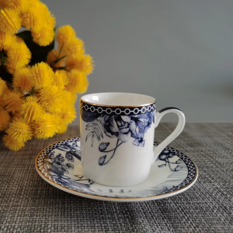 Wholesale SET OF 6 Vintage Blue And White Bone China Coffee Cup And Saucer Set For Party