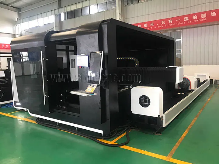 High Power Fiber Laser Metal Cutting Machine with Exchange Pallet from STYLECNC